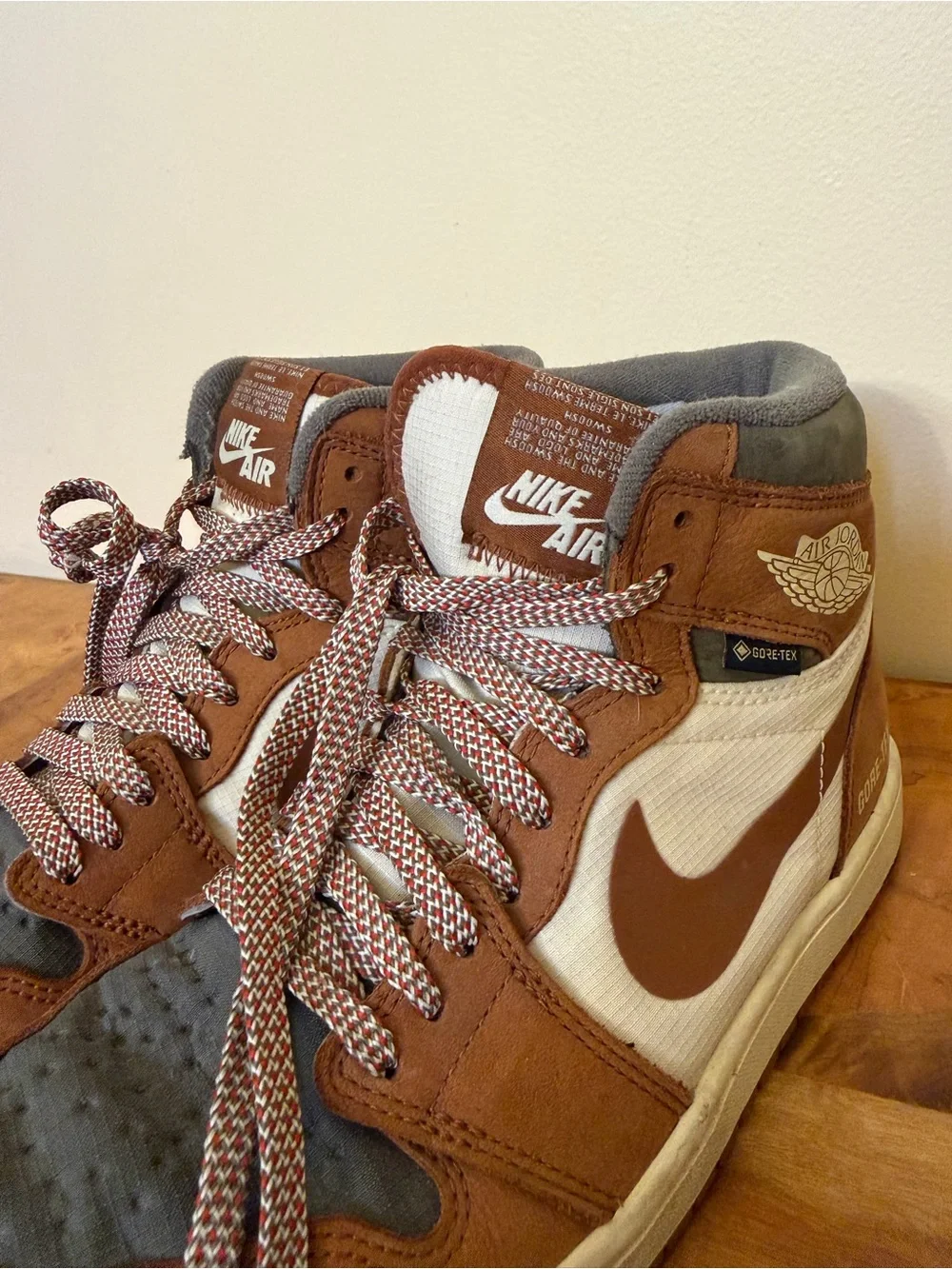 Jordan pair aor